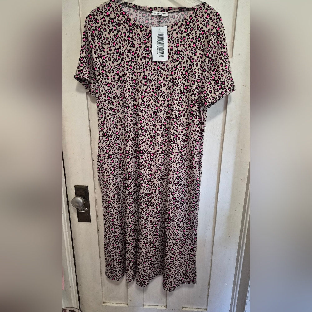 NWT Cream n Sugar Neon Pink Leopard Print Dress – With Pockets, Sz L